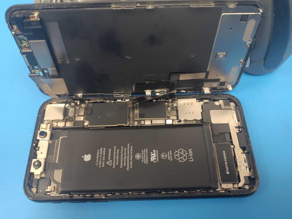 uBreakiFix - Phone and Computer Repair Image