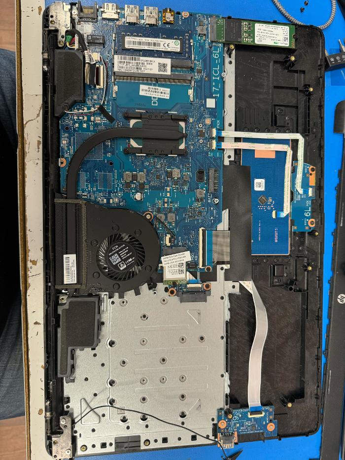 uBreakiFix - Phone and Computer Repair Image