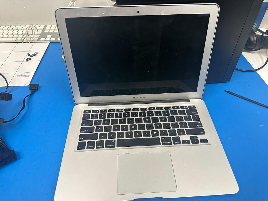 uBreakiFix - Phone and Computer Repair Image