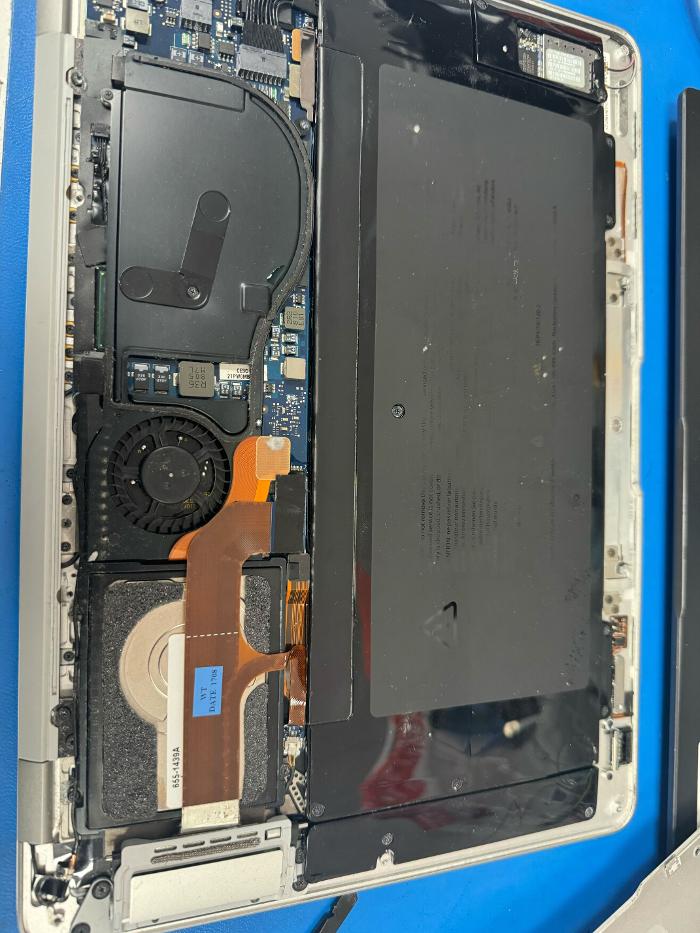 uBreakiFix - Phone and Computer Repair Image