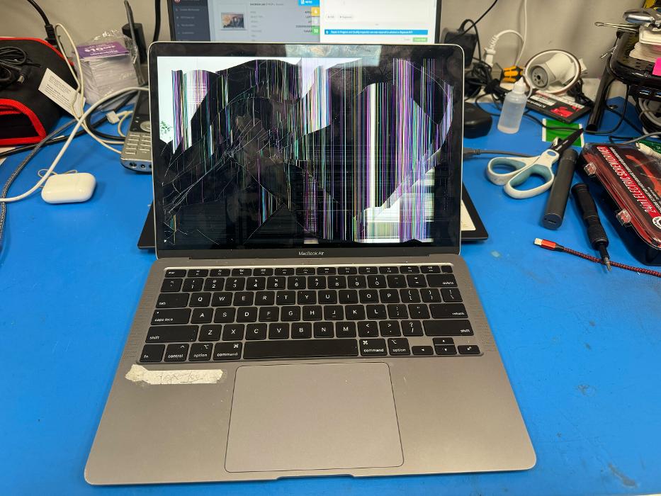 uBreakiFix - Phone and Computer Repair Image