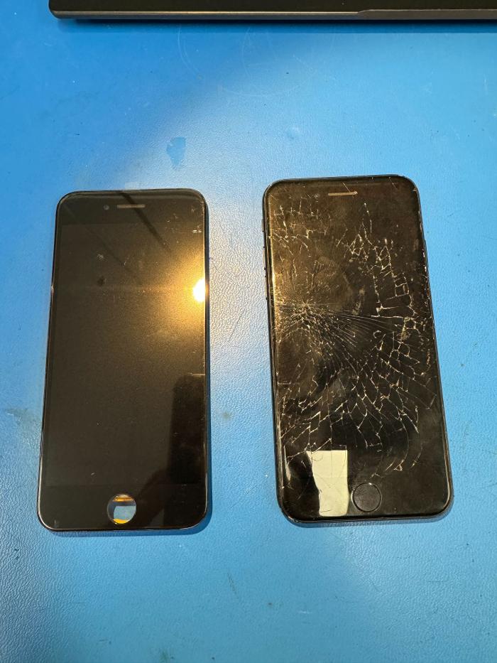 uBreakiFix - Phone and Computer Repair Image