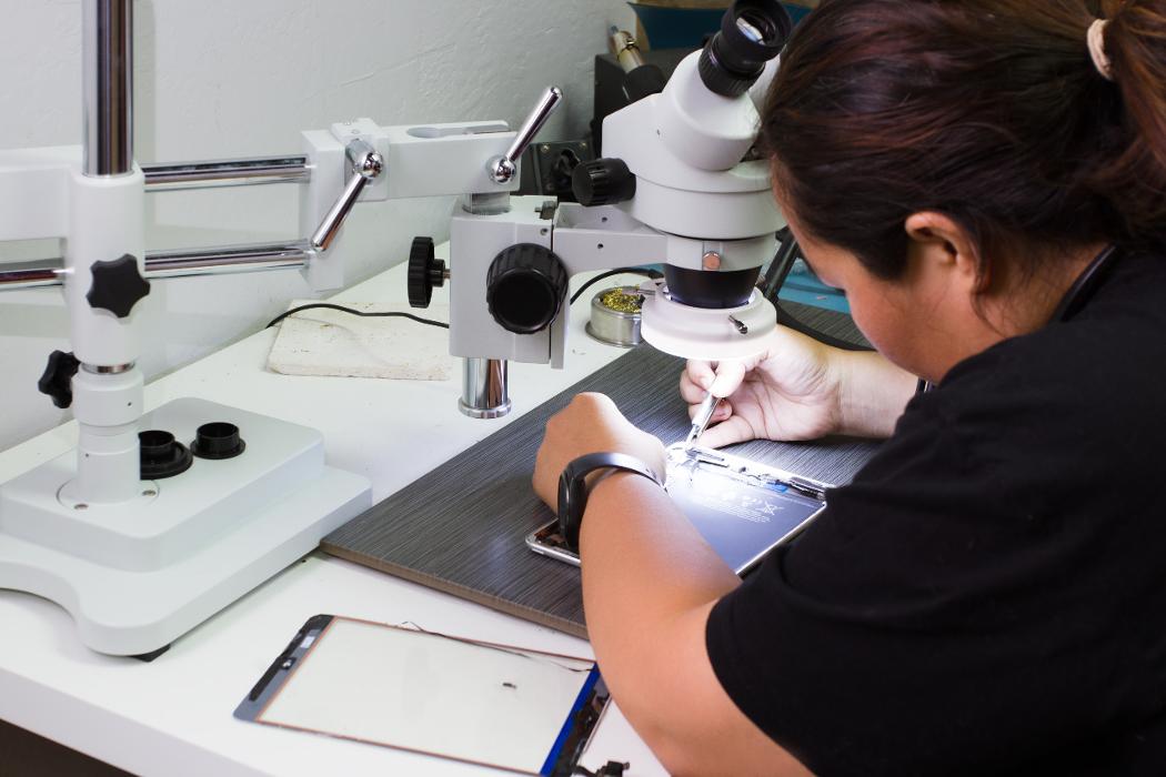 uBreakiFix - Phone and Computer Repair Image