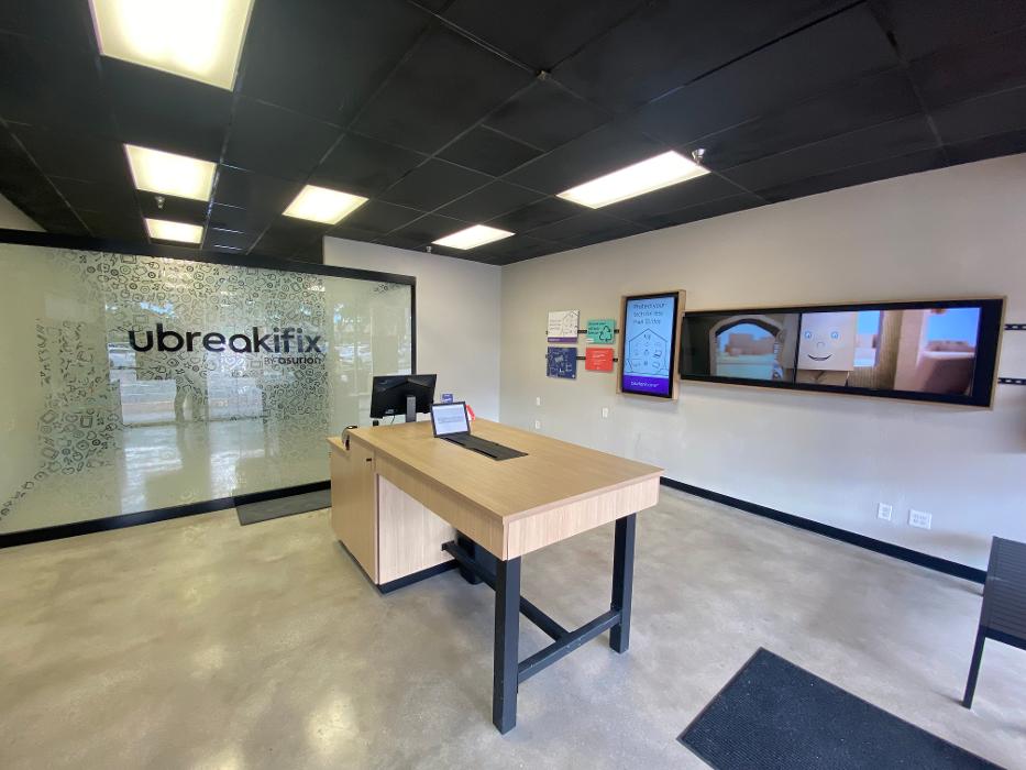 uBreakiFix - Phone and Computer Repair Image
