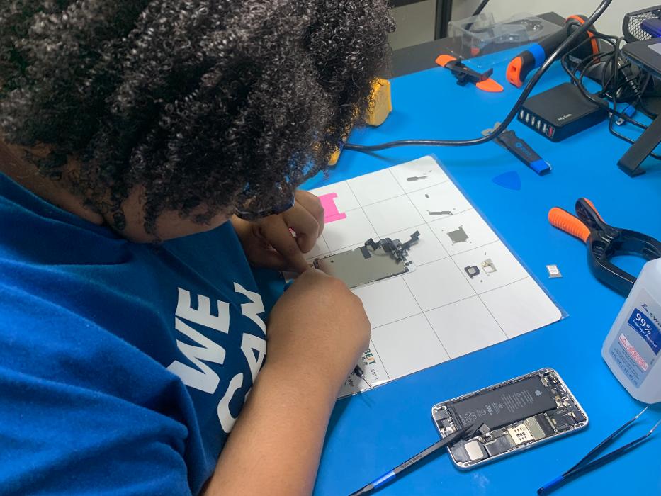 uBreakiFix - Phone and Computer Repair - Stafford, VA