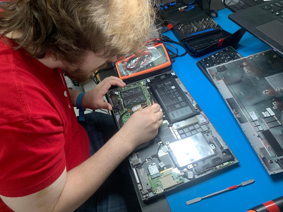 uBreakiFix - Phone and Computer Repair - Stafford, VA