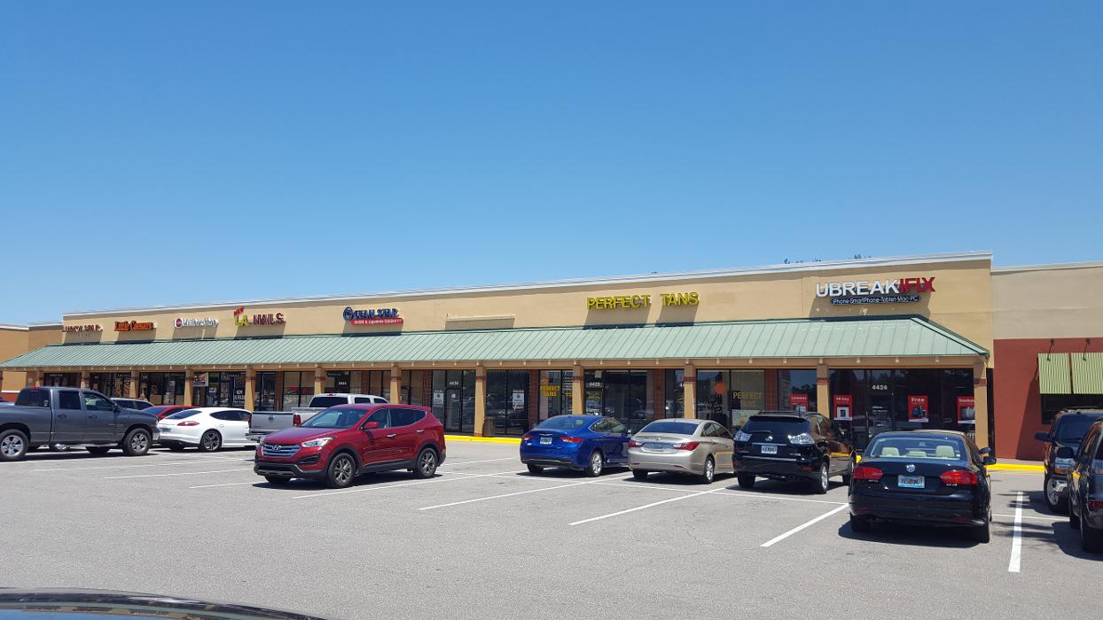 uBreakiFix - Phone and Computer Repair Image