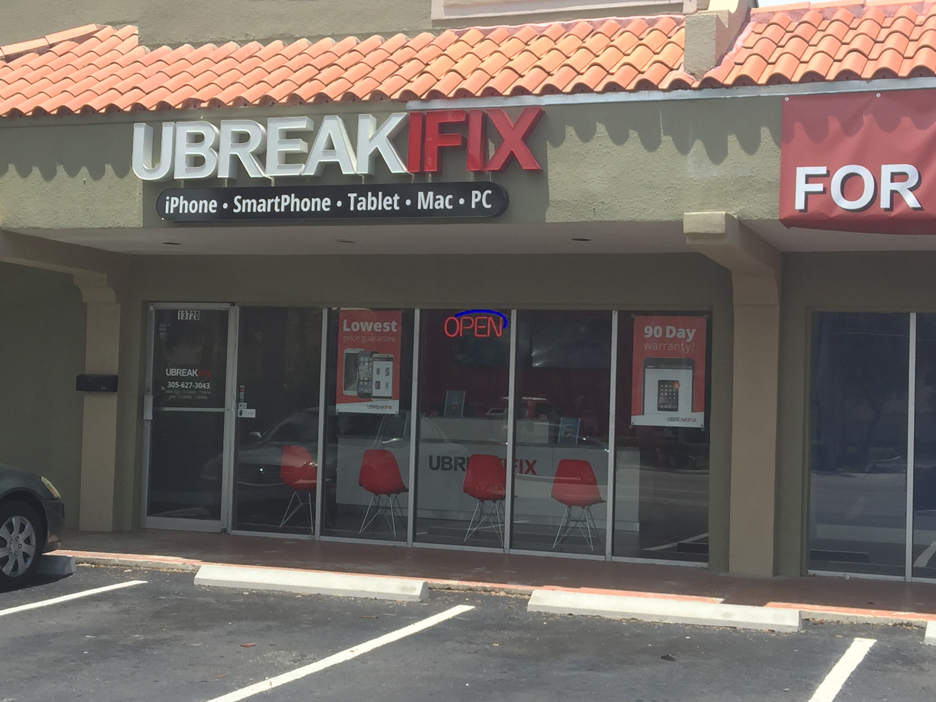 Image 10 | uBreakiFix in North Miami