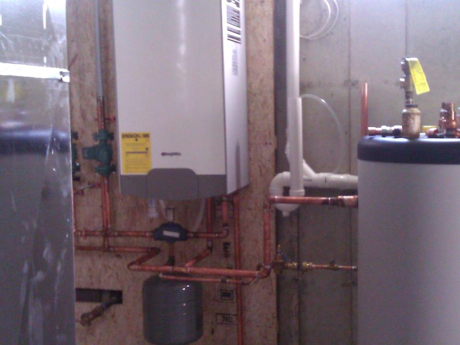 Pumphery plumbing & Heating Image