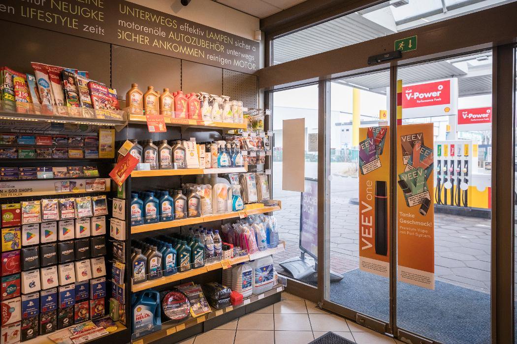 Shell Recharge Charging Station, Neustädter Str. in Neuruppin