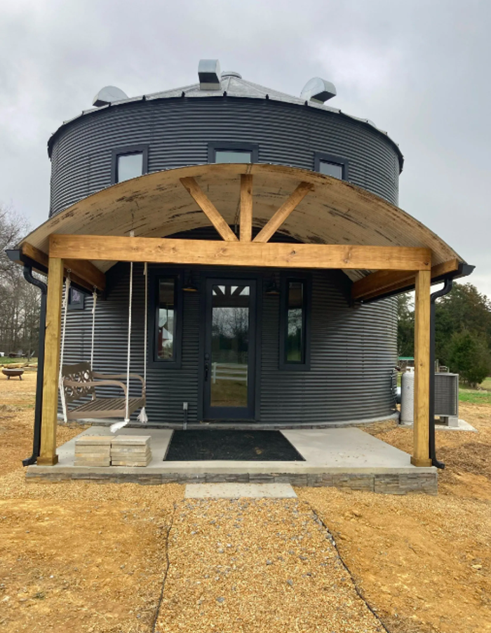 Grain Bin Living - Chickamauga, GA