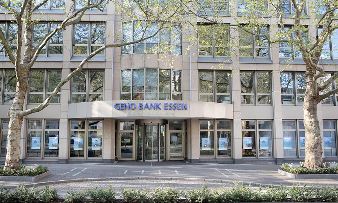 GENO BANK ESSEN eG, Hauptstelle Innenstadt, Am Waldthausenpark in Essen
