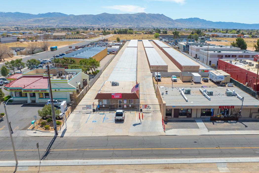 Devon Self Storage Apple Valley, California