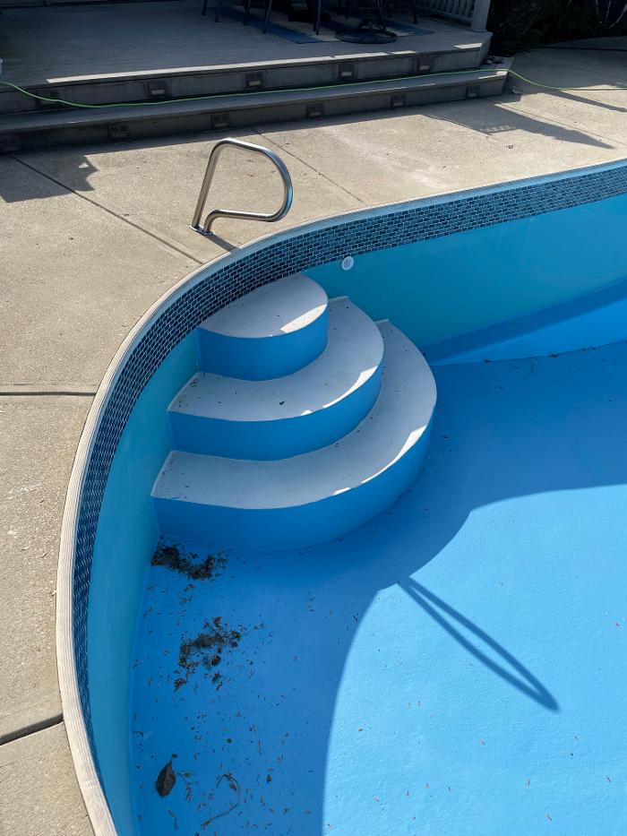 Holtreys Pool Painting Logo