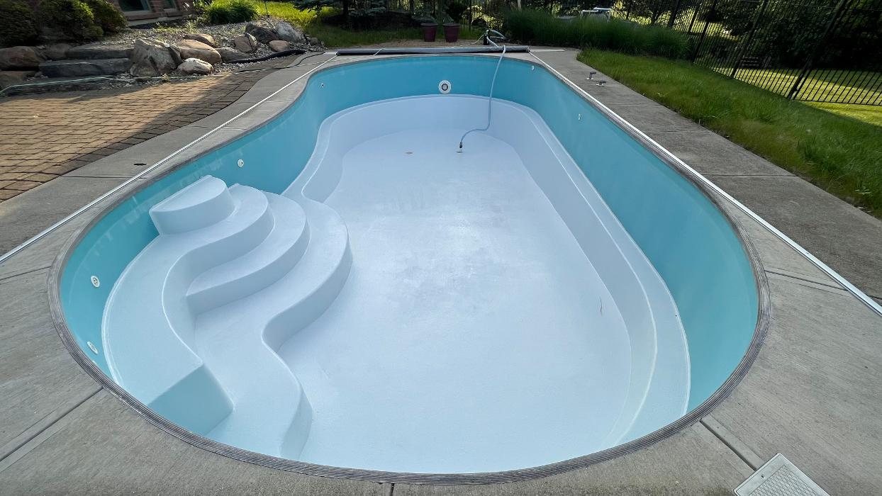 Holtreys Pool Painting Image