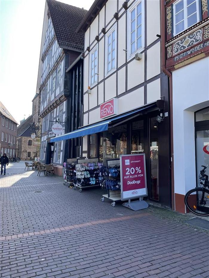 RENO, Am Markt in Stadthagen