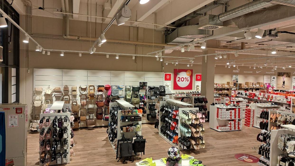 RENO, Weißenhöher Straße in Berlin