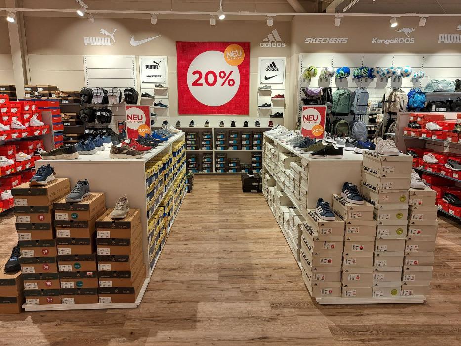 RENO, Bänningerstraße in Reiskirchen