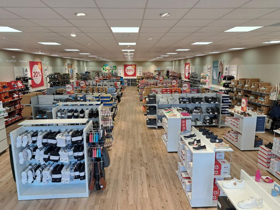 RENO, Bremer Straße in Rosengarten