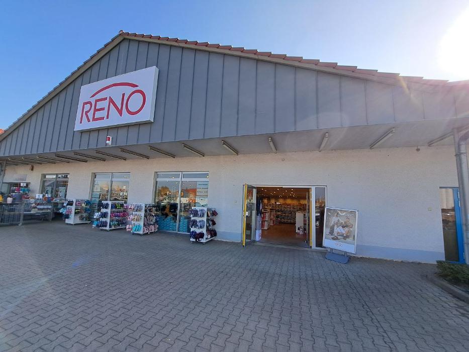 RENO, Carl-Zeiss-Straße in Itzehoe