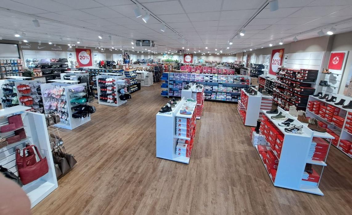 RENO, Carl-Zeiss-Straße in Itzehoe