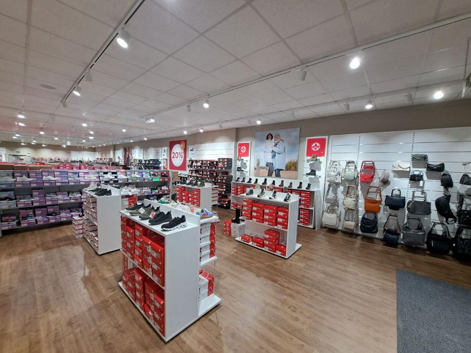 RENO, Carl-Zeiss-Straße in Itzehoe