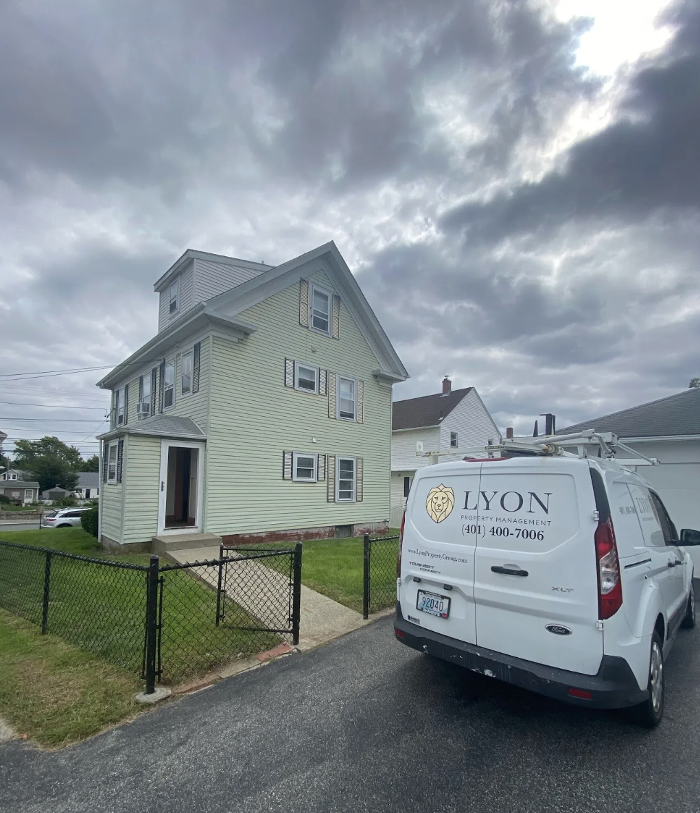 Lyon Home Buyers - Warwick, RI