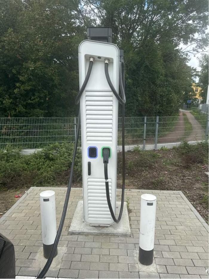 Shell Recharge Charging Station, Trebbiner Straße in Beelitz