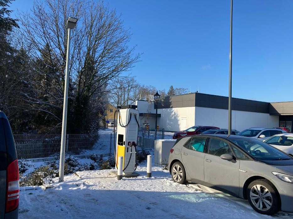 Shell Recharge Charging Station, Trebbiner Straße in Beelitz