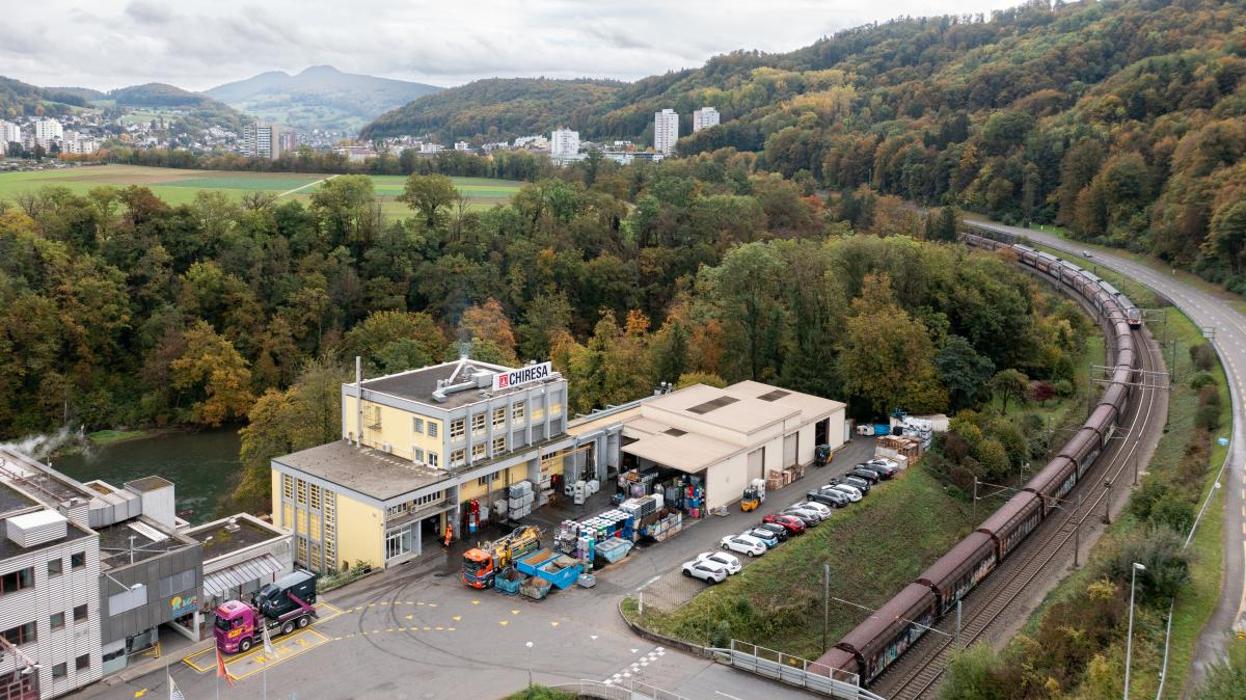 Chiresa AG // Niederlassung Full-Reuenthal, Industriestrasse in Full-Reuenthal