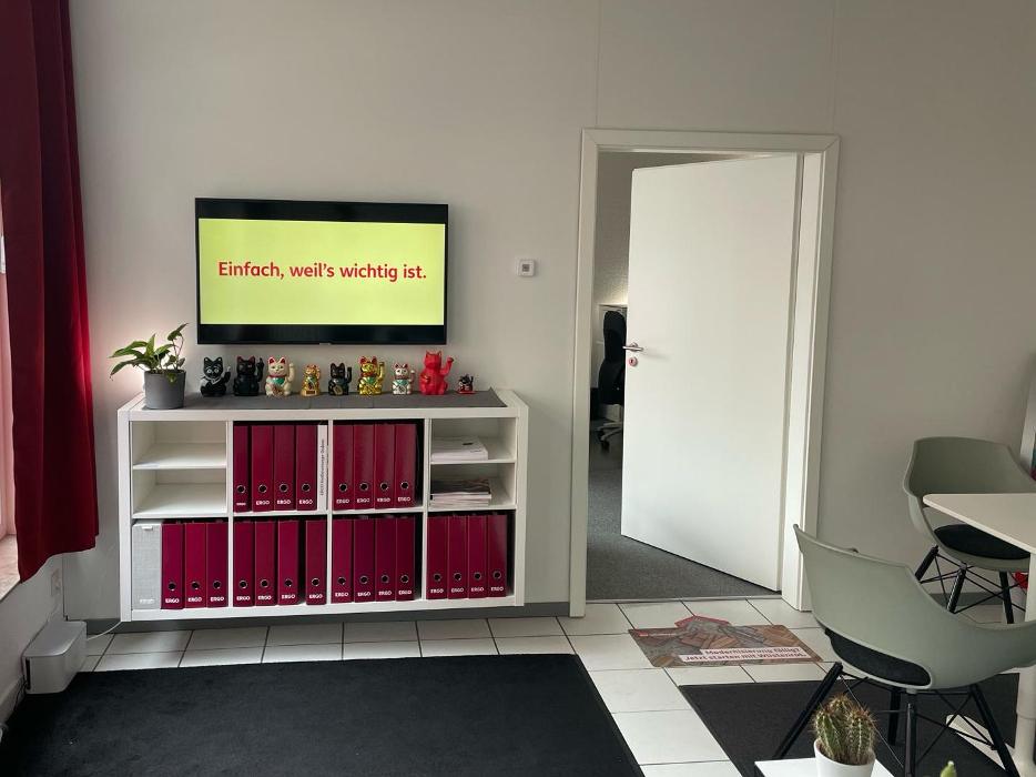 ERGO Versicherung Max Stopporka, Viktor-Scheffel-Straße in Halle (Saale)