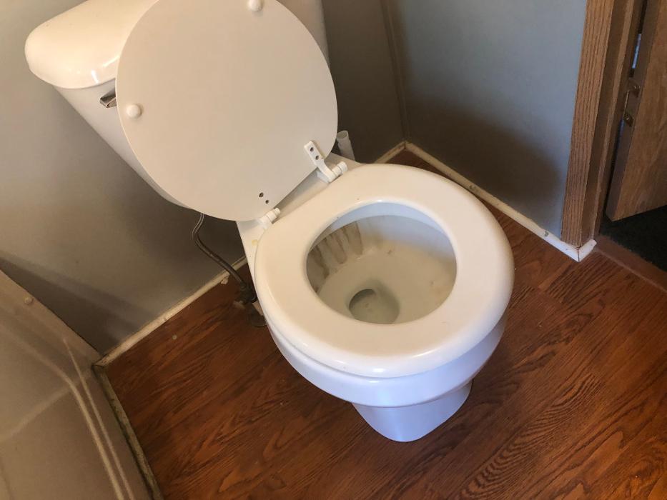 Realty and Commercial Cleaning Agency LLC Image