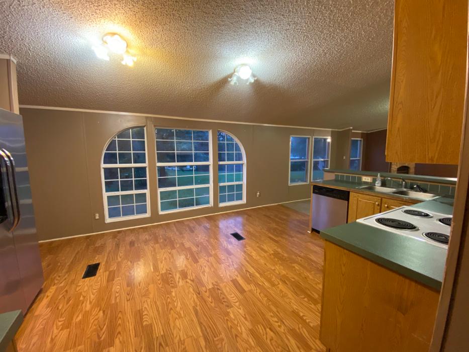 Realty and Commercial Cleaning Agency LLC Image