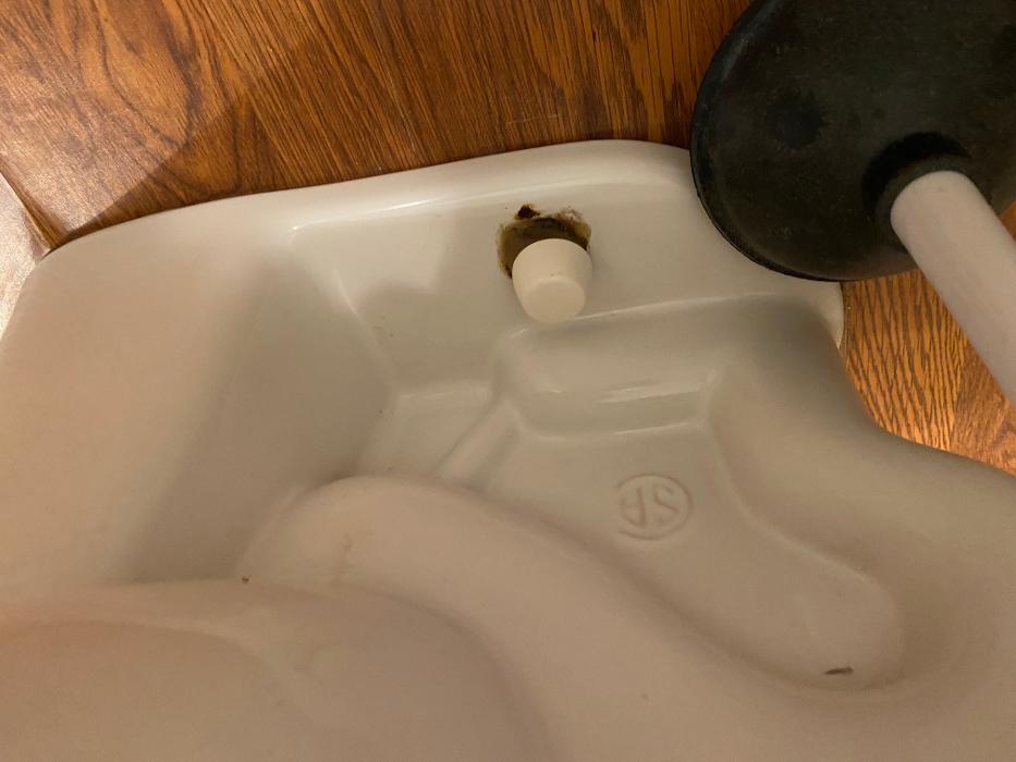 Realty and Commercial Cleaning Agency LLC Image