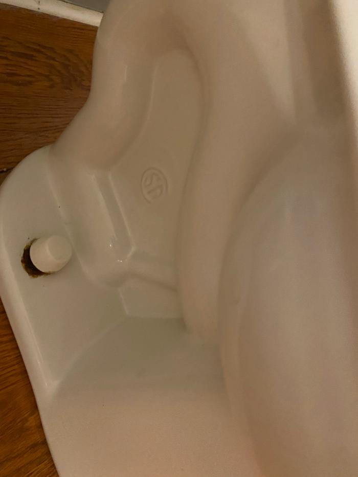 Realty and Commercial Cleaning Agency LLC Image