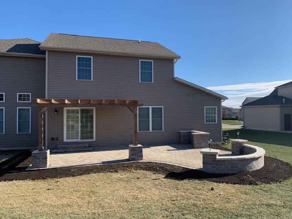 Changing Seasons Landscape and Landscape Inc Logo