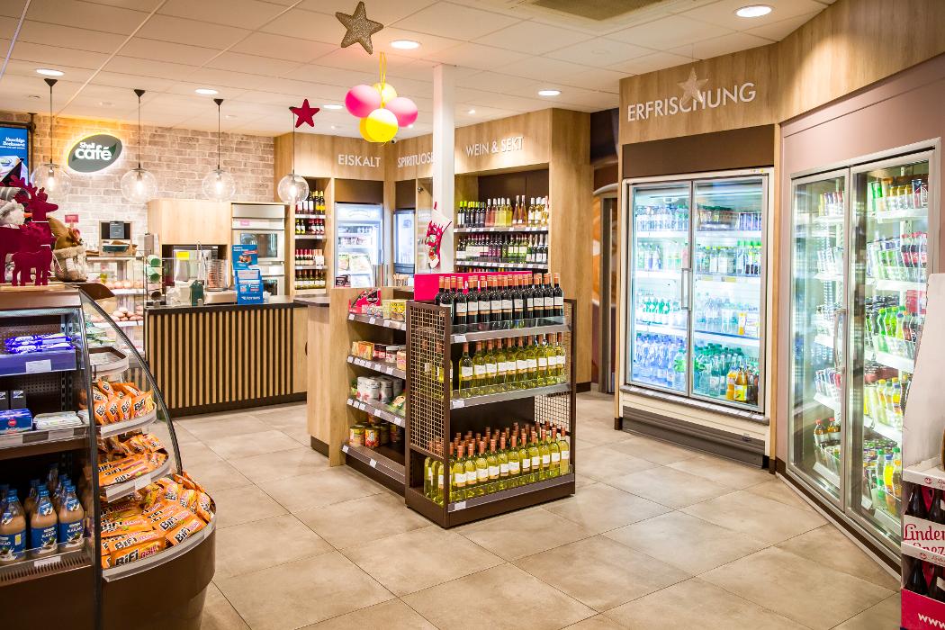 Shell Recharge Charging Station, Groß-Buchholzer Straße in Hannover