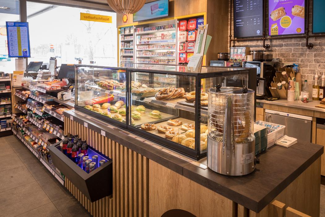 Shell Recharge Charging Station, Fritz-Zubeil-Straße in Potsdam