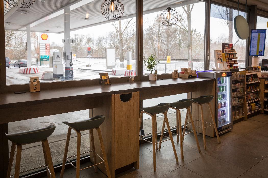 Shell Recharge Charging Station, Fritz-Zubeil-Straße in Potsdam