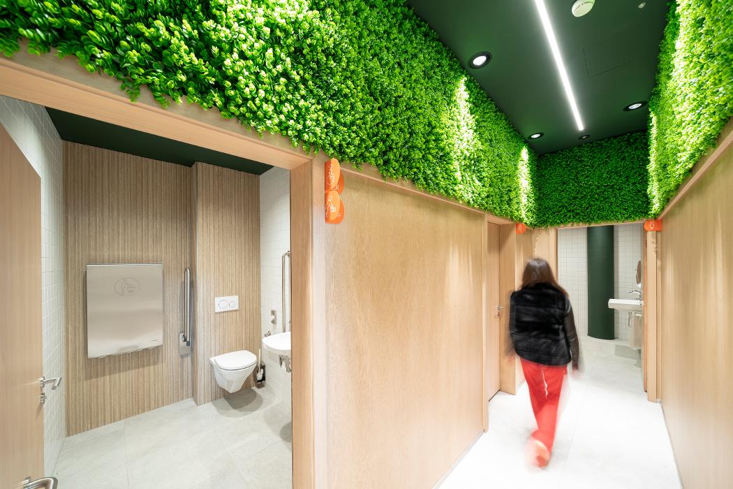 migrolino Spreitenbach, Industriestrasse in Spreitenbach