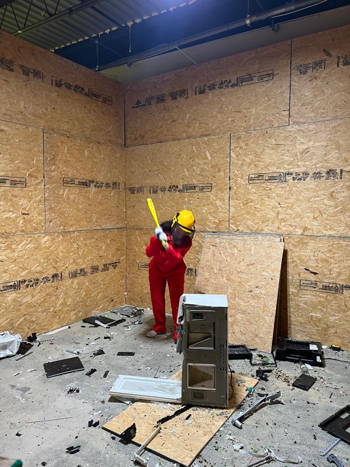 Demolition Den - Indianapolis, IN