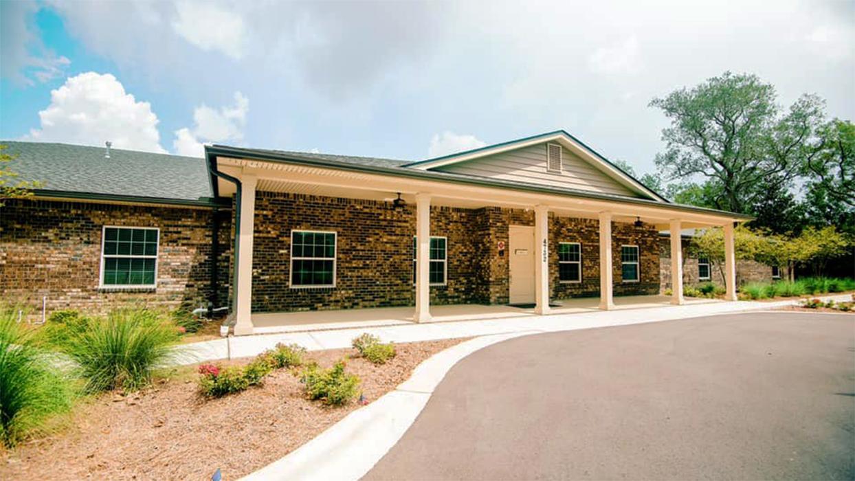 BeeHive Homes Assisted Living - Gulf Breeze, FL