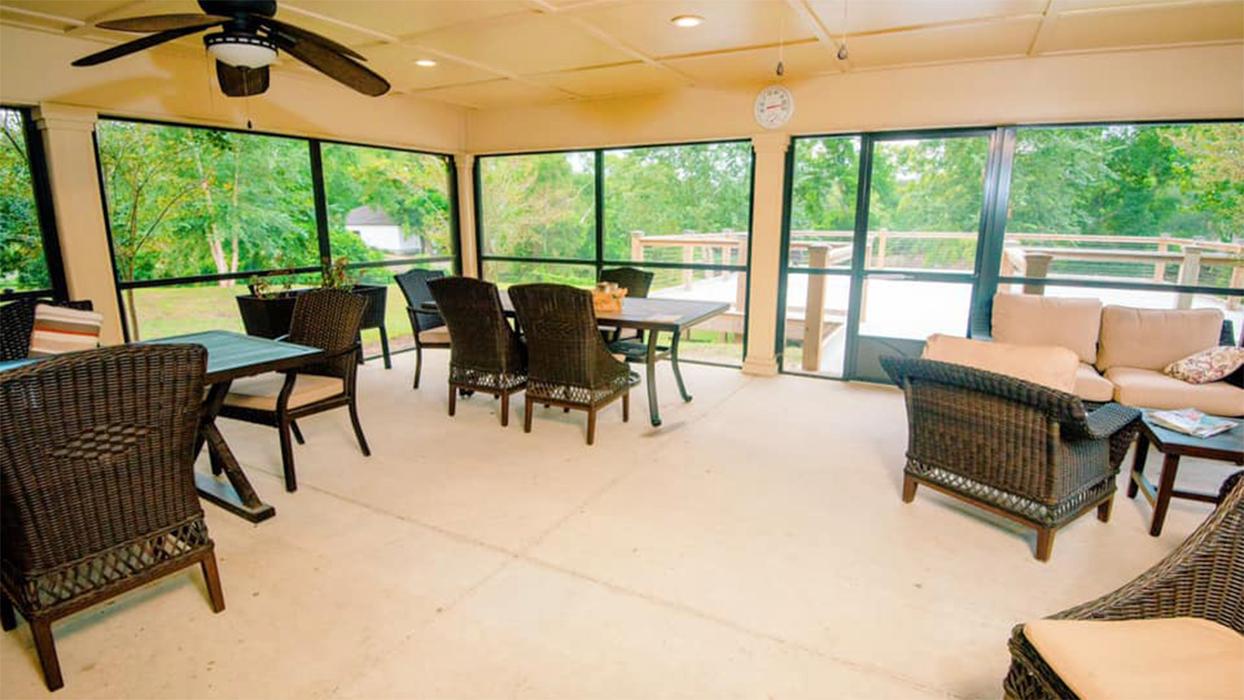 BeeHive Homes Assisted Living - Gulf Breeze, FL