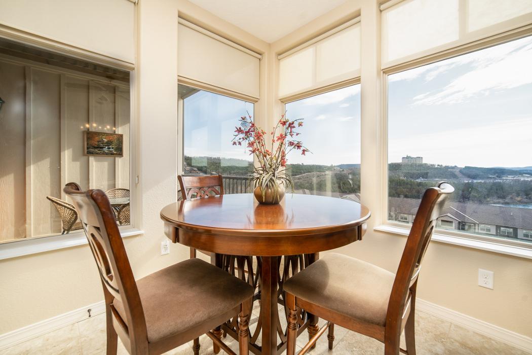 Thousand Hills Vacations - Branson, MO