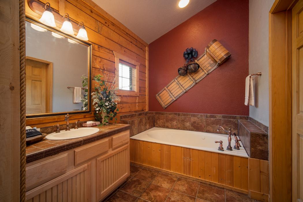 Thousand Hills Vacations - Branson, MO