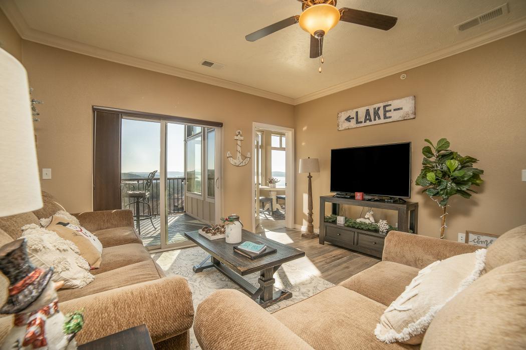 Thousand Hills Vacations - Branson, MO