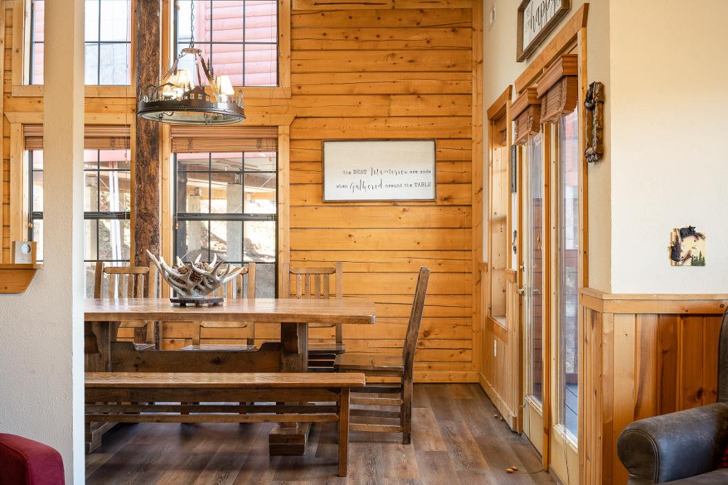 Thousand Hills Vacations - Branson, MO