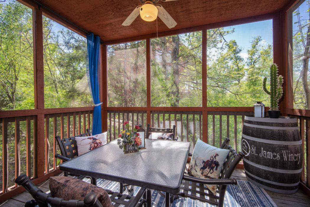Thousand Hills Vacations - Branson, MO
