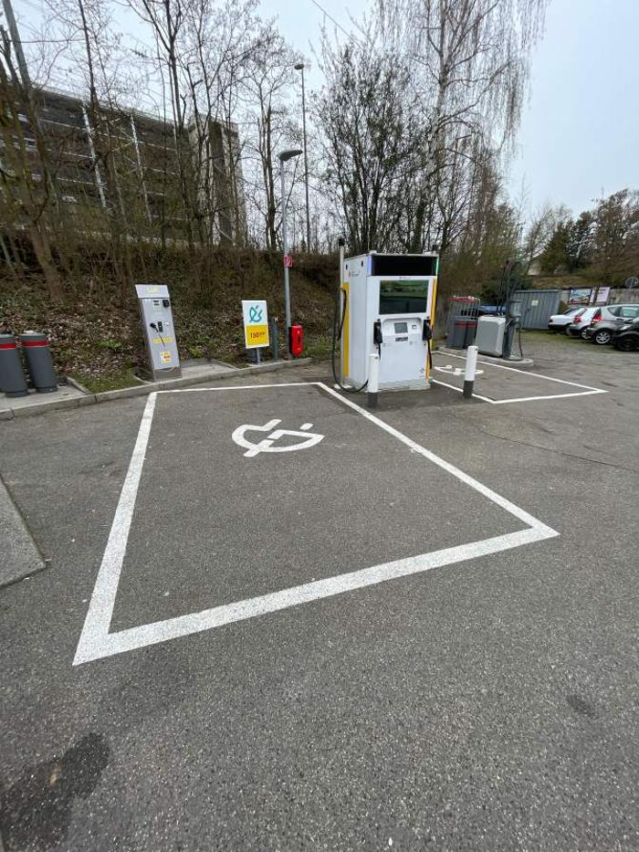 Shell Recharge Charging Station, Mayenner Straße in Waiblingen