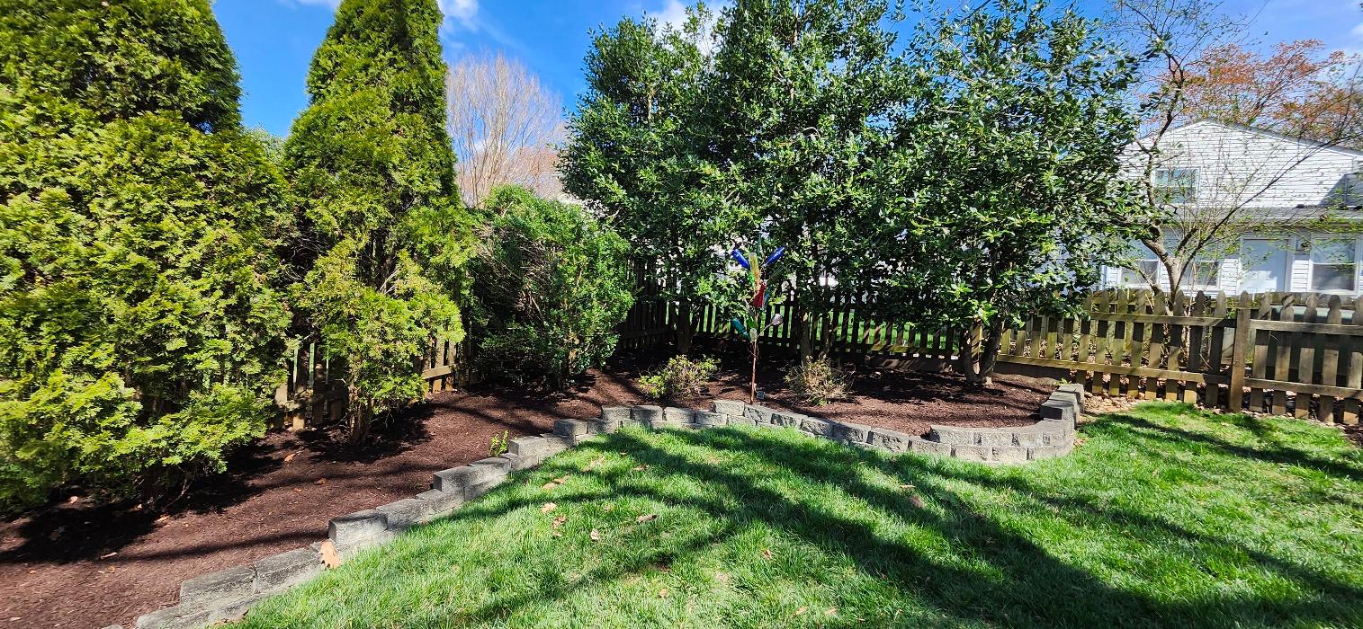 Fredericksburg Mulch - Fredericksburg, VA